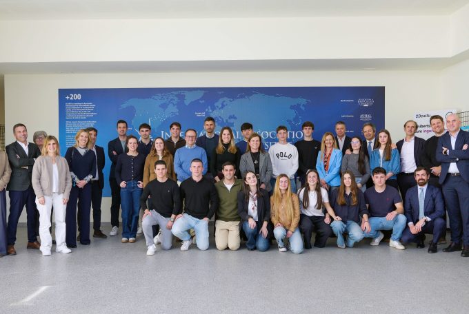 Dieciséis estudiantes y quince empresas han participado en la 5ª edición del PIEF